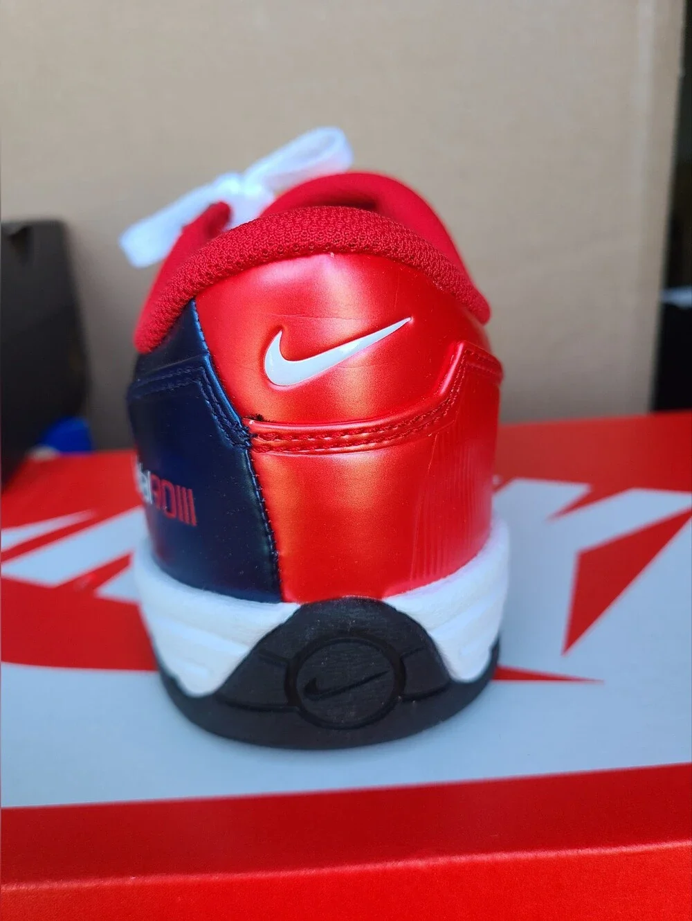 Nike Total 90 Mens Size 10 Women Size 11.5 new with box